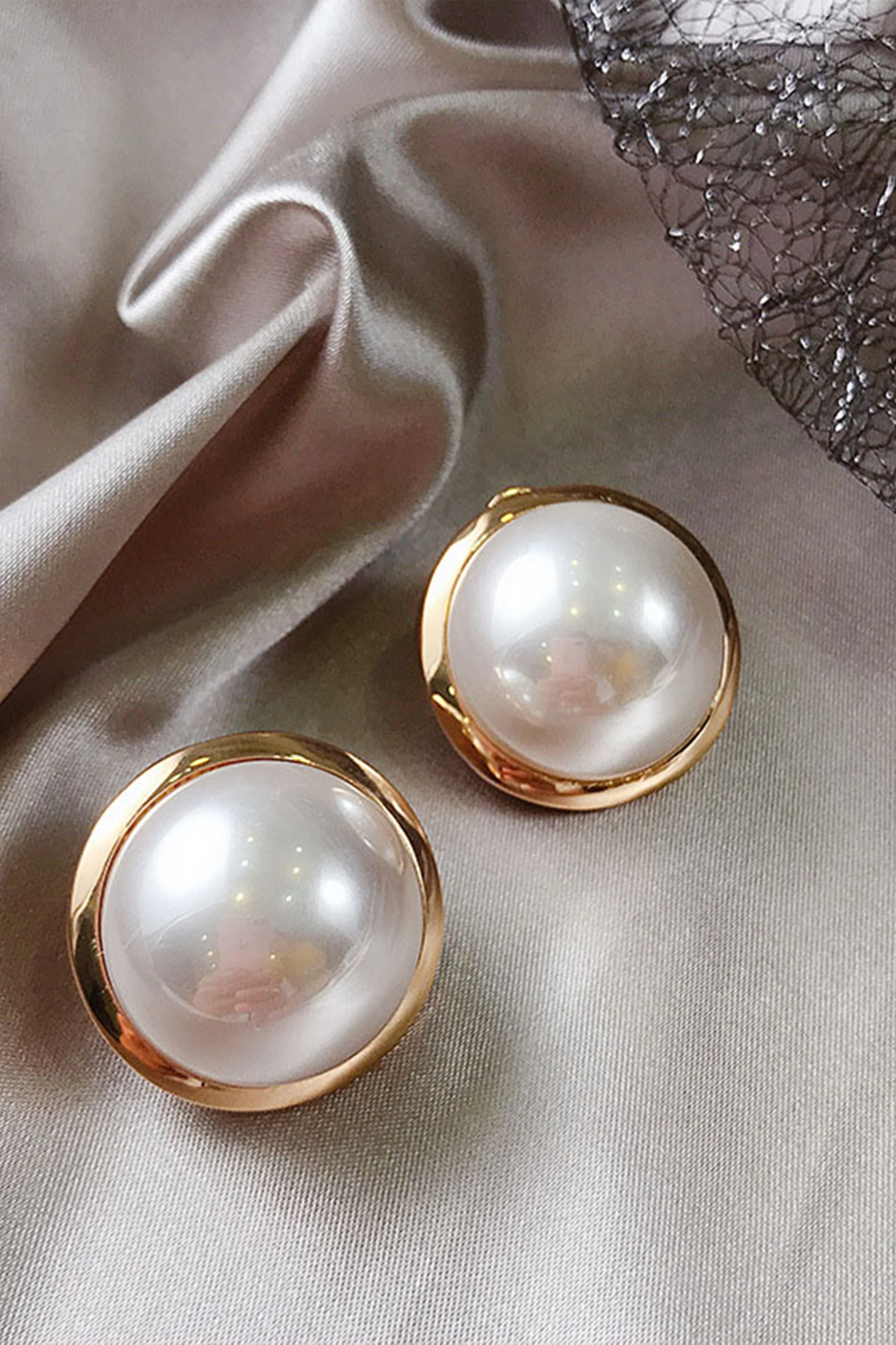Pearl Studs